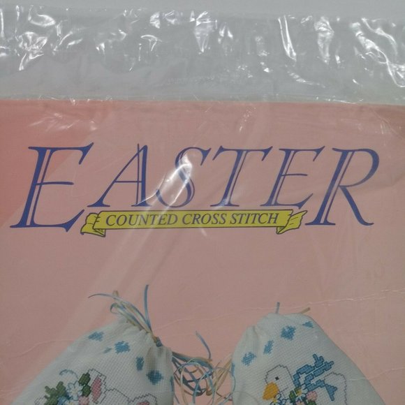 Vintage Judee & Co. Easter Bunny Treat Bag -Knitting -Needlepoint -Crafting - Picture 5 of 11
